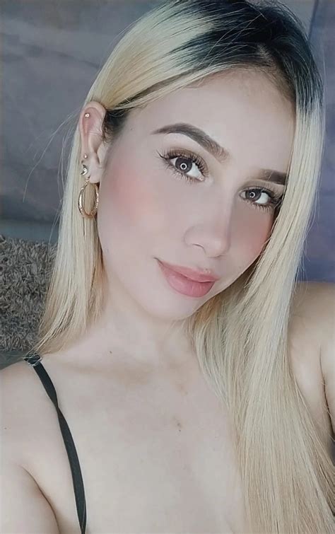 paola cam4|Newest petite